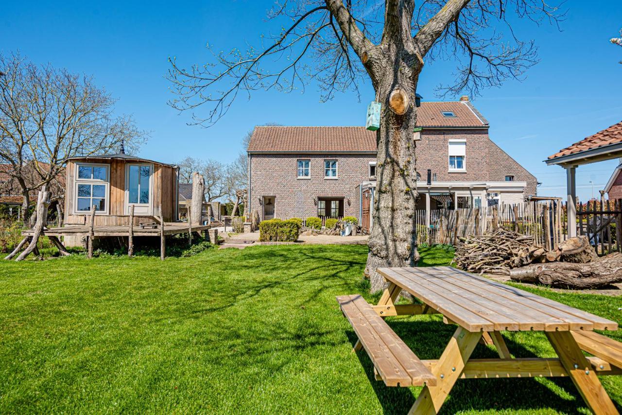 Bed & Breakfast Ohé en Laak Eksteriør billede