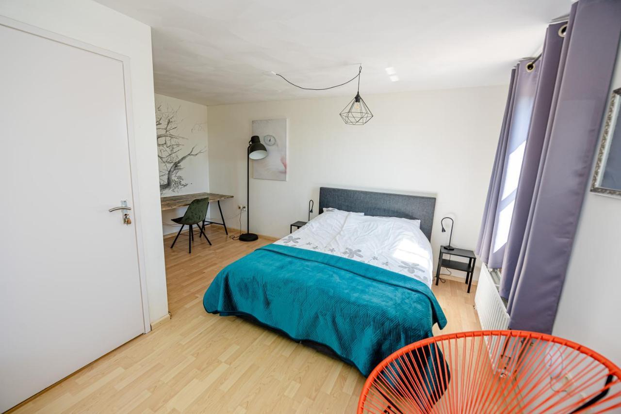 Bed & Breakfast Ohé en Laak Eksteriør billede